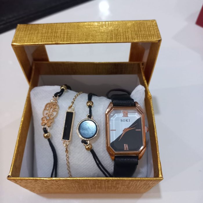 Relógios com pulseiras