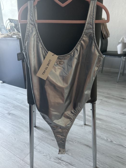 Новое серебряное боди металлик Luxe To Kill (с биркой)