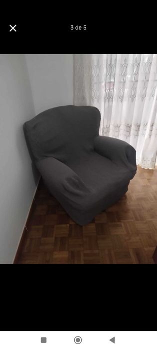 Vendo sofá cama de 3 lugares e 2 individuais