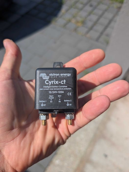 Cyrix CT 120a przełącznik ładowania