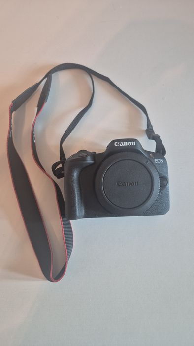 Canon EOS R50 - Apenas corpo