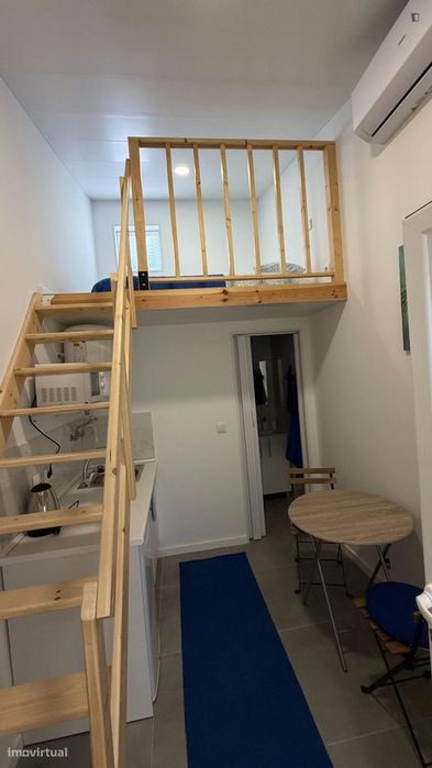 Estúdio - localizado em Almada Lisbon