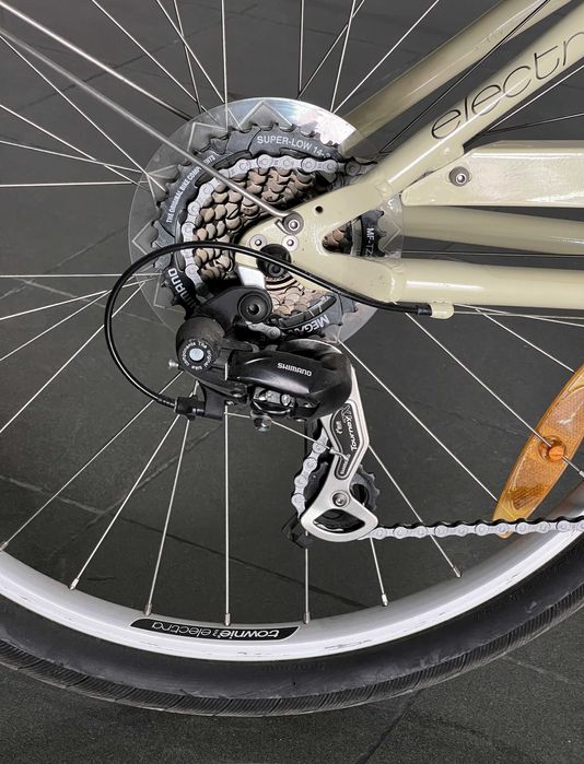 Bicicleta Townie Electra light 6061