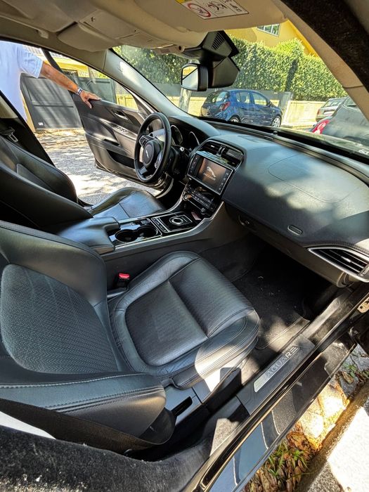 Jaguar XE 20d Portfolio