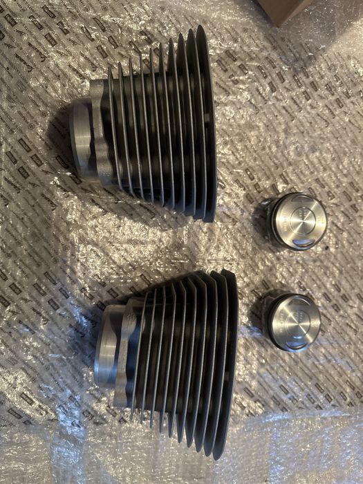 harley sportster 883 cylindry cylinder tłok tłoki 16545-04 22640-04a D132