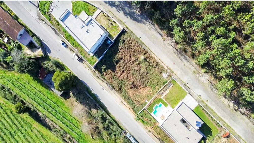 Terreno para Construção em Barcelos para viver com qualidade, tranquilidade e bons acessos.