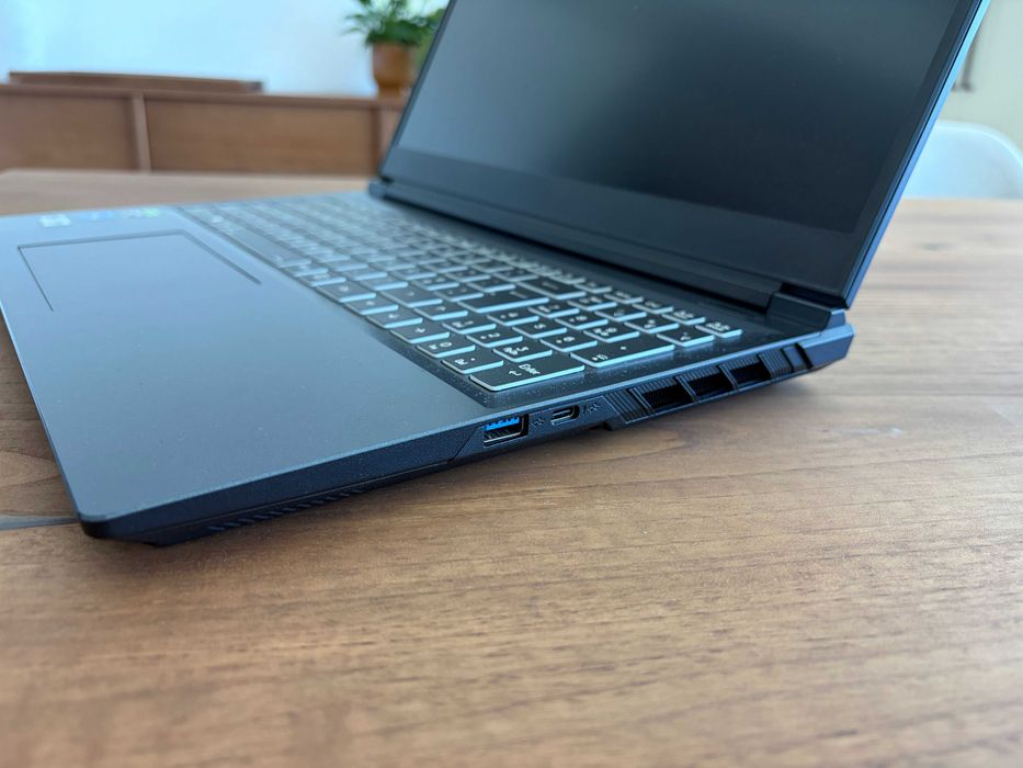 Computador Portátil Clevo | 4Tb SSD + 96Gb RAM
