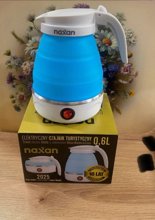 Elektryczny czajnik turystyczny 0.6l silicone travel kettle Maxan hit