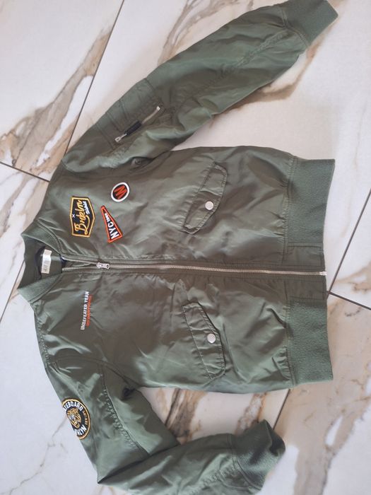 H&M 146/152 kurtka lekko ocieplona