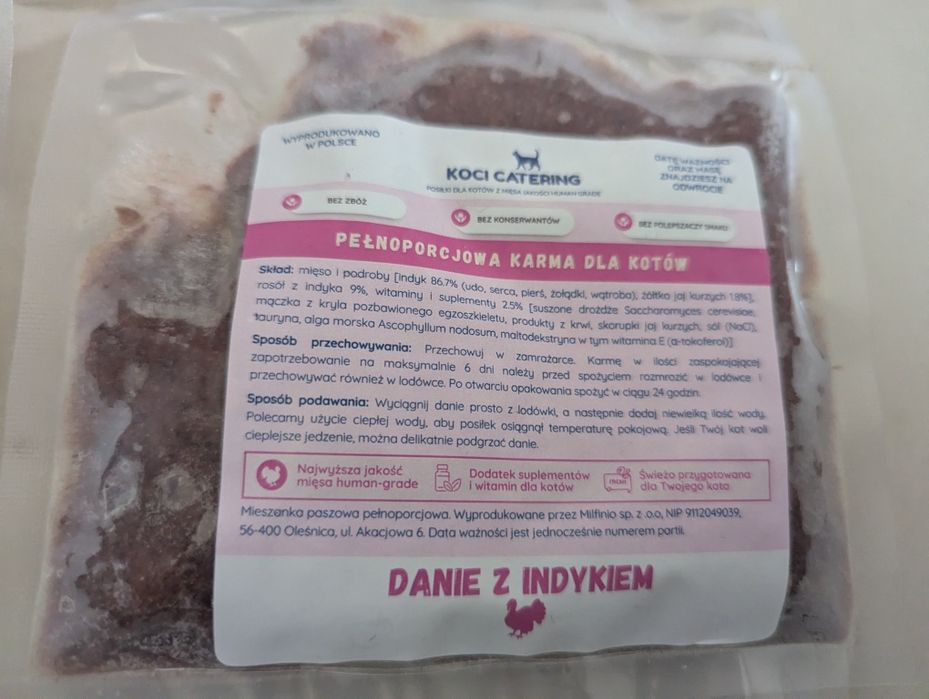 Koci catering 9 saszetek mrożone dla kota