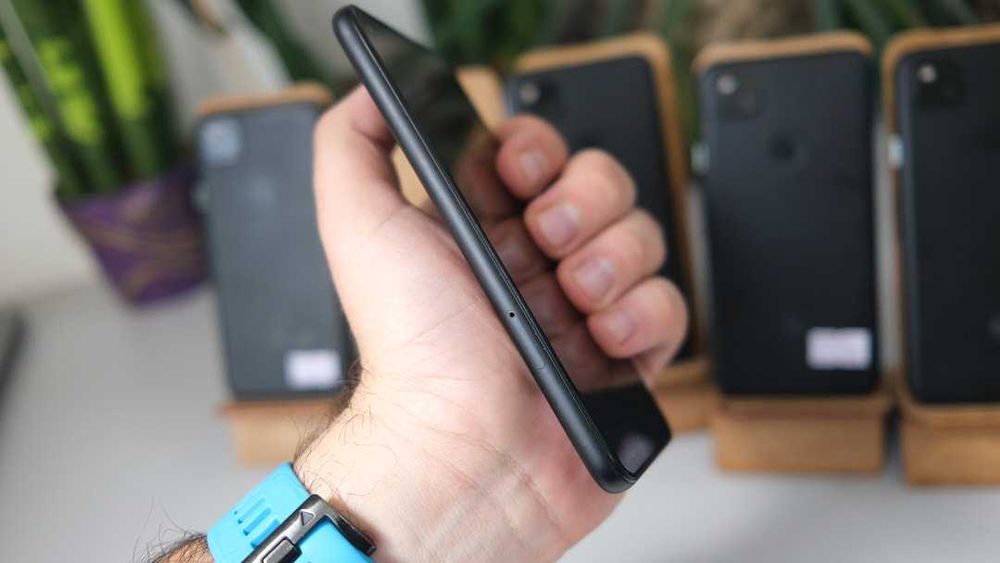 Google Pixel 4a 6/128GB Neverlock асортимент нова акб