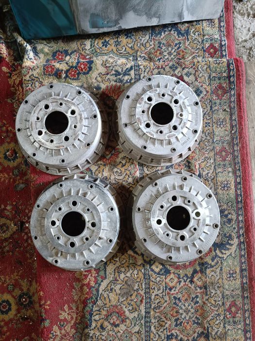 Задні барабани ідеальні  задні бліни ваз тормозні диски ваз розборка