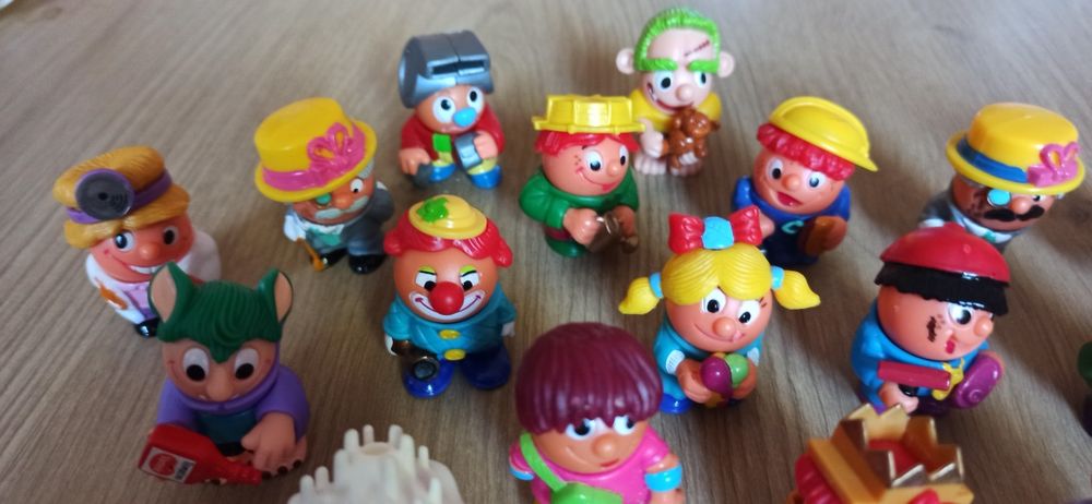 Figurki z Kinder niespodzianki