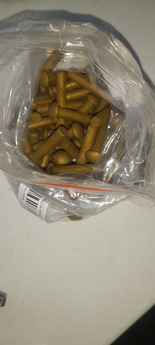 Заклепки, болти латуні.