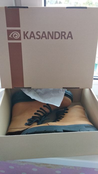 Черевики Kasandra