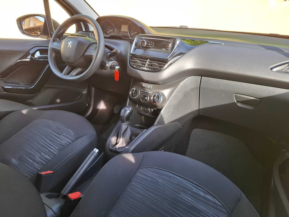 Peugeot 208 1.2 81.500km 82cv 2017