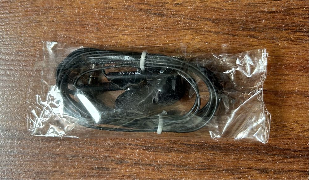 Fones Novos com fio