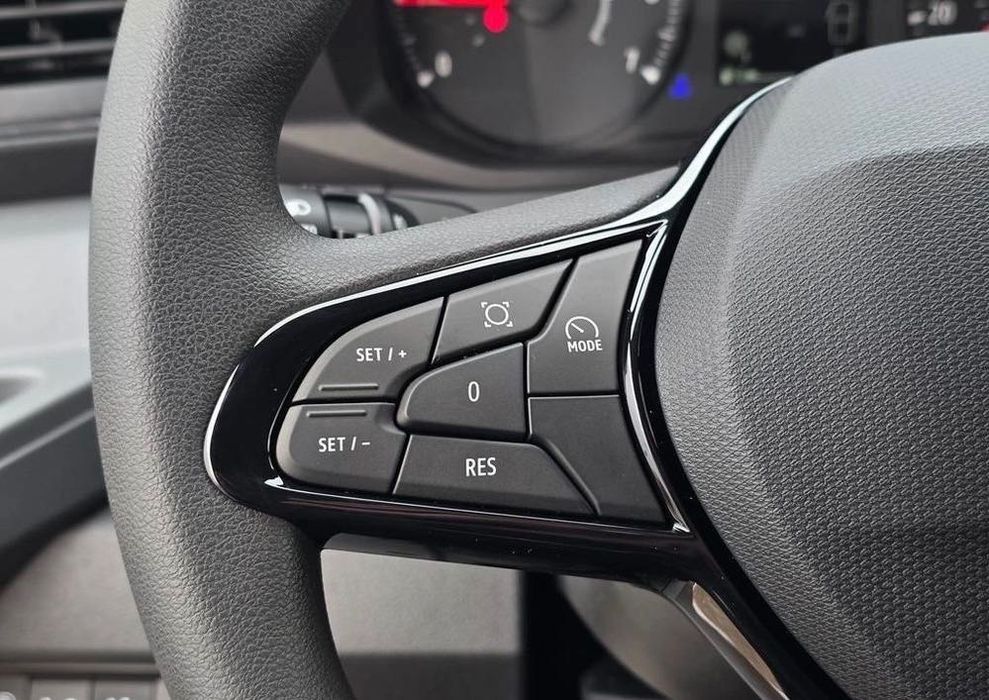 Wynajem Bus Renault Master L3H2 -170 km Nowy