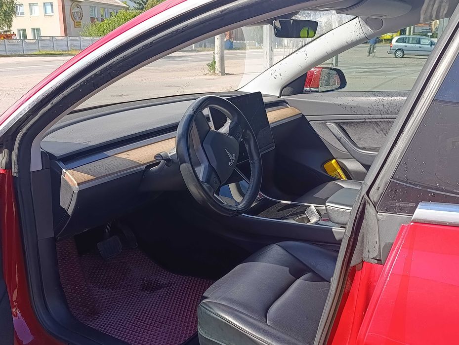 TESLA Model 3 Lr RWD