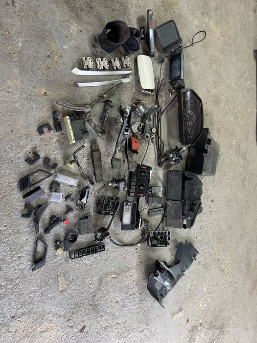 Czesci mercedes mercedes w124 wąska listwa