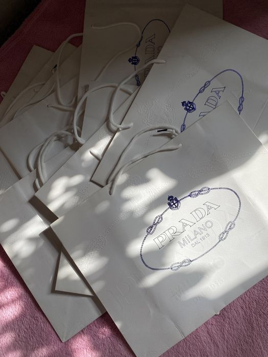 Брендовые пакеты, коробки, пыльники, карточки, аксессуары