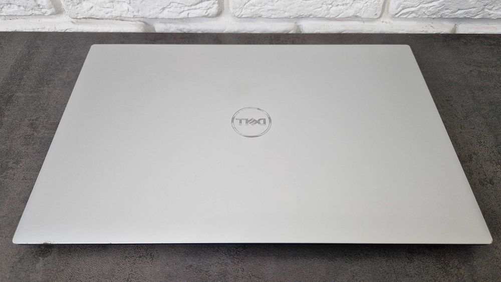 Ноутбук Dell XPS 17 9700/іntel i7-10875H/20/512/RTX 2060/Эксклюзив/17 дюйм