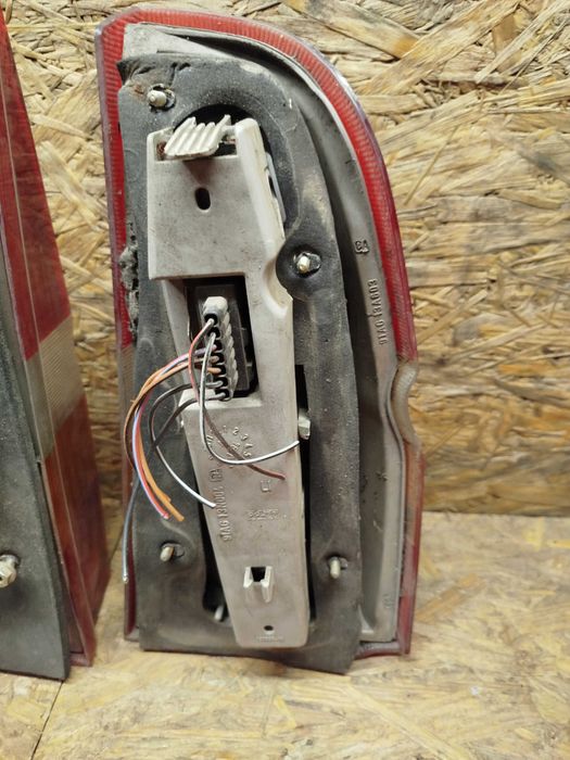 Ліхтар стоп задній  Форд Ескорт універсал