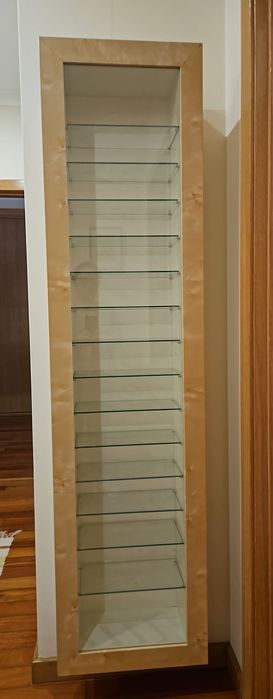 Estantes 34×163*18 em bom estado