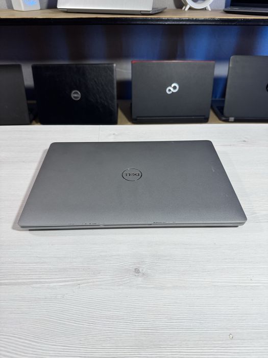 Ноутбук Dell Latitude 5421/i5-11400H/16 Gb/256 Gb/Intel UHD Graphics
