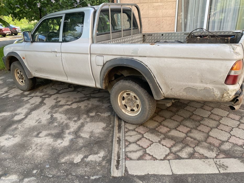 Обміняю цікавить кросовер
