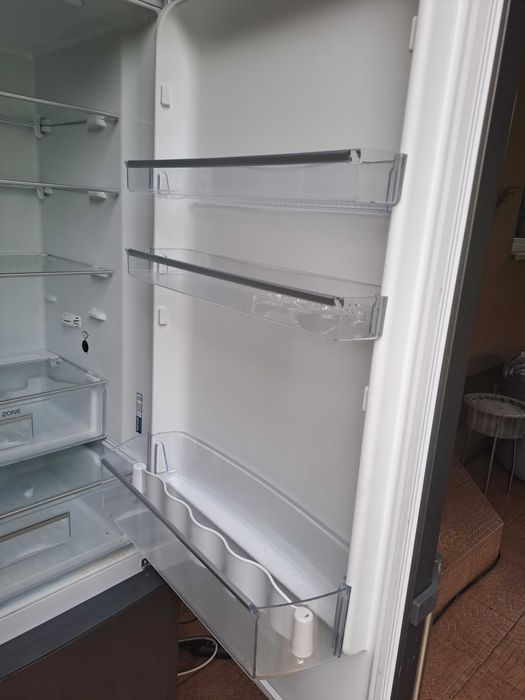 Lodówka HOTPOINT Ariston EBQH20243F No Frost