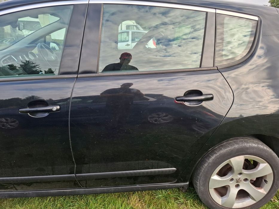 DRZWI LEWY TYŁ PEUGEOT 3008 2011 ROK KTVD