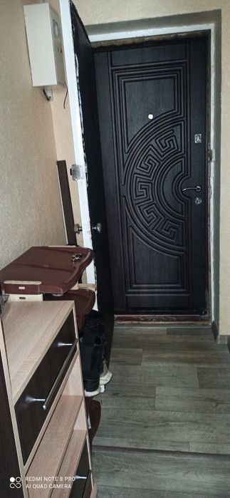 Срочно продаётся двухкомнатная квартира