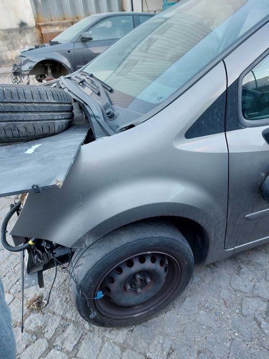 Guarda lamas Renault Modus/ Grand Modus ultimo modelo dir.50€/esq.60€