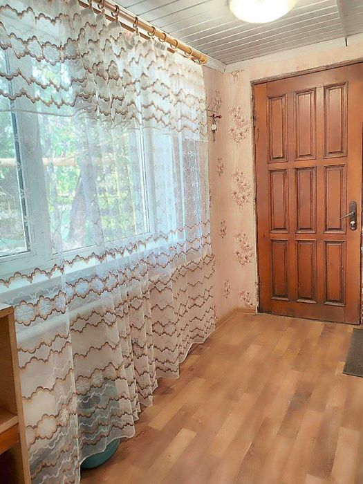 Продам теплий будинок зі зручностями в Дергачах.