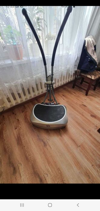 Platforma wibracyjna , wibrująca