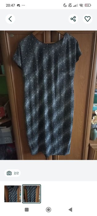 Sukienka z połyskującego materiału r. 54