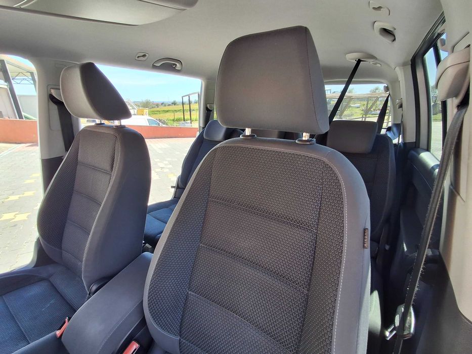 Vendo vw touran impecável