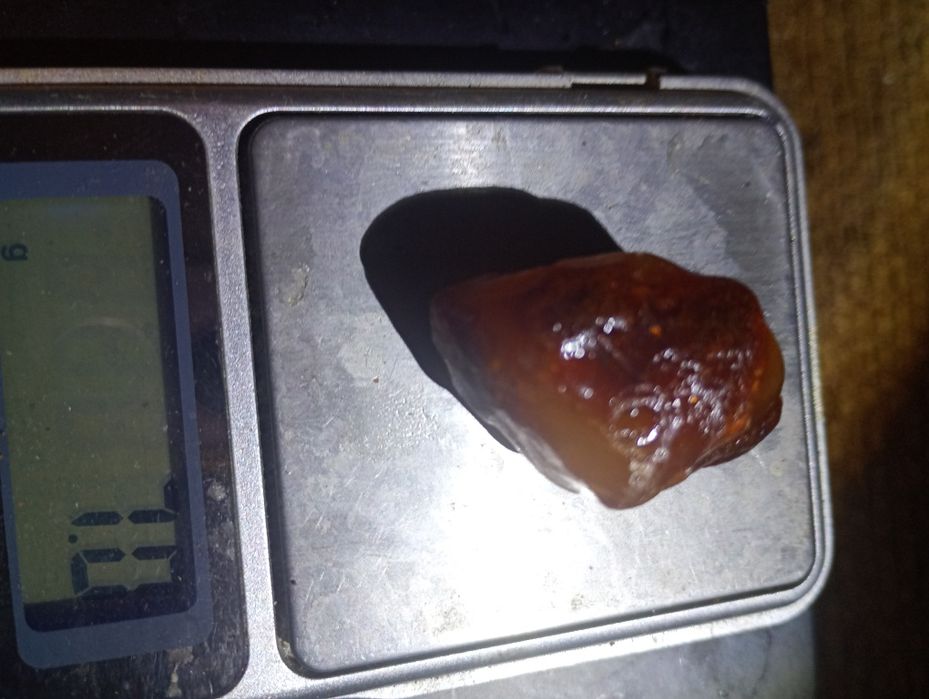 Bursztyn Bałtycki surowy