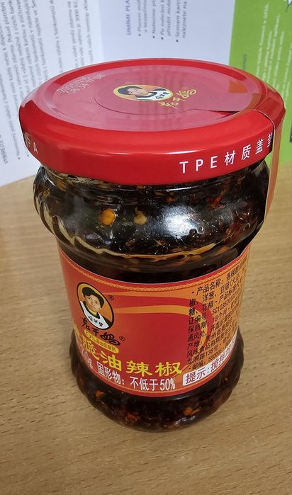 Chrupiące chilli w oleju