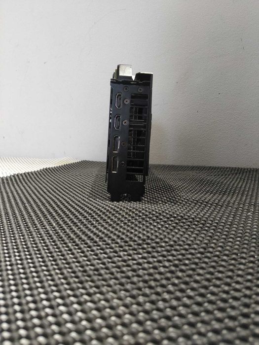 Asus Rog GTX 1660super Strix 6GB