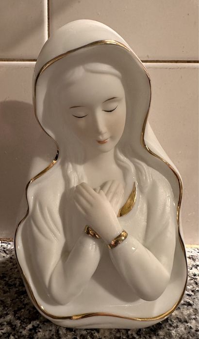 Arte sacra: Busto de Nossa Senhora