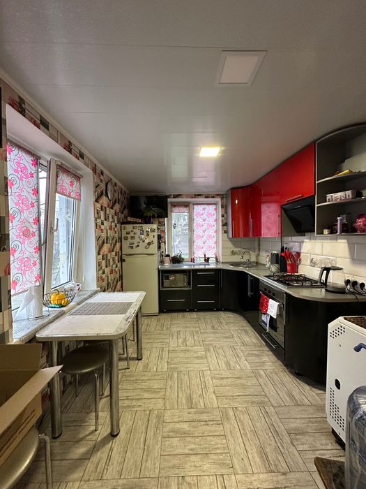 Продается дом с мебелью и техникой