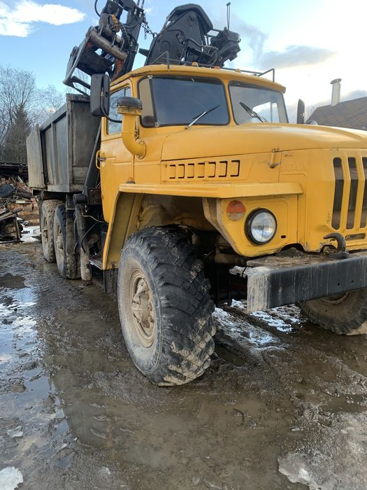Продам Урал 5557