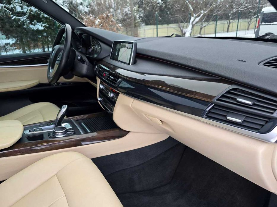 Продам  BMW X5 2016. Можна в розстрочку, під викуп.