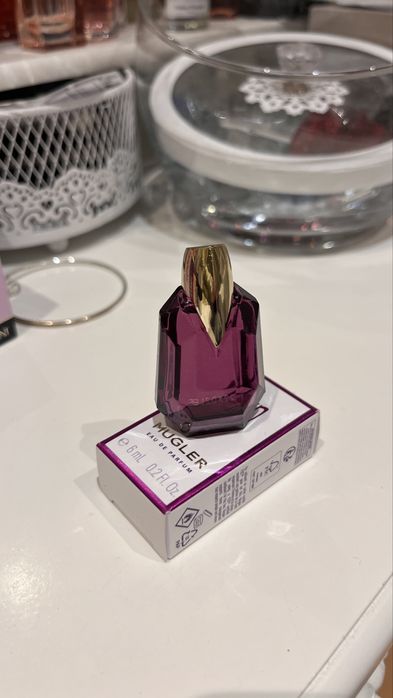 Miniarurka Mugler Alien Hypersense