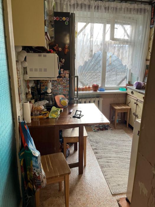 Продам 1-квартиру 1/5 з балконом . Алмазний Автовокзал.