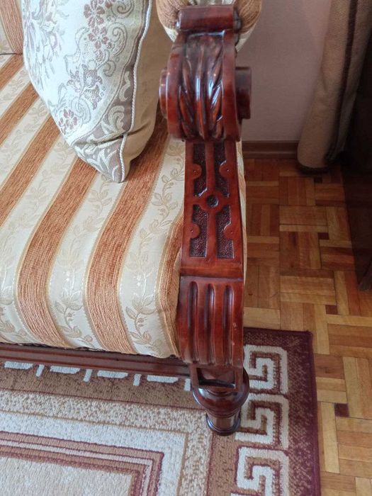 Sofa eklektyczna
