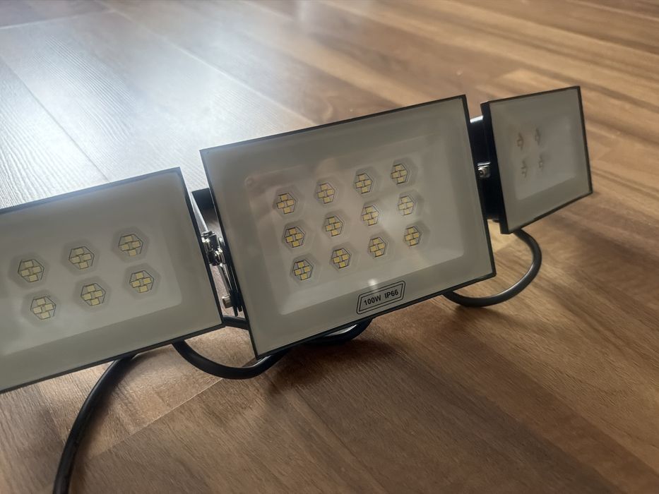 Halogen reflektor potrójny