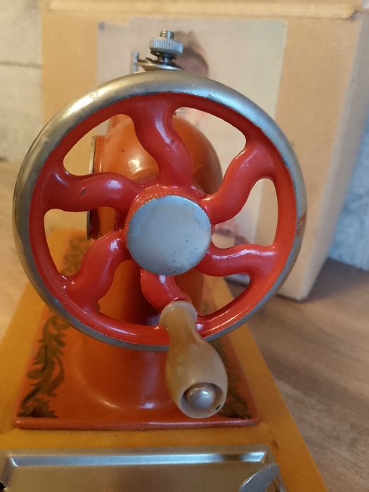 Maszyna do szycia ZSRR dzieci